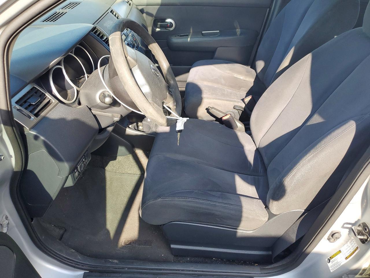 2009 Nissan Versa 1.8 S - Фото 7