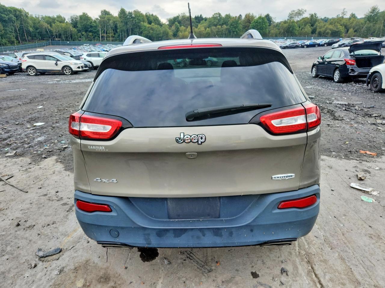 2017 Jeep Cherokee Sport - Фото 6