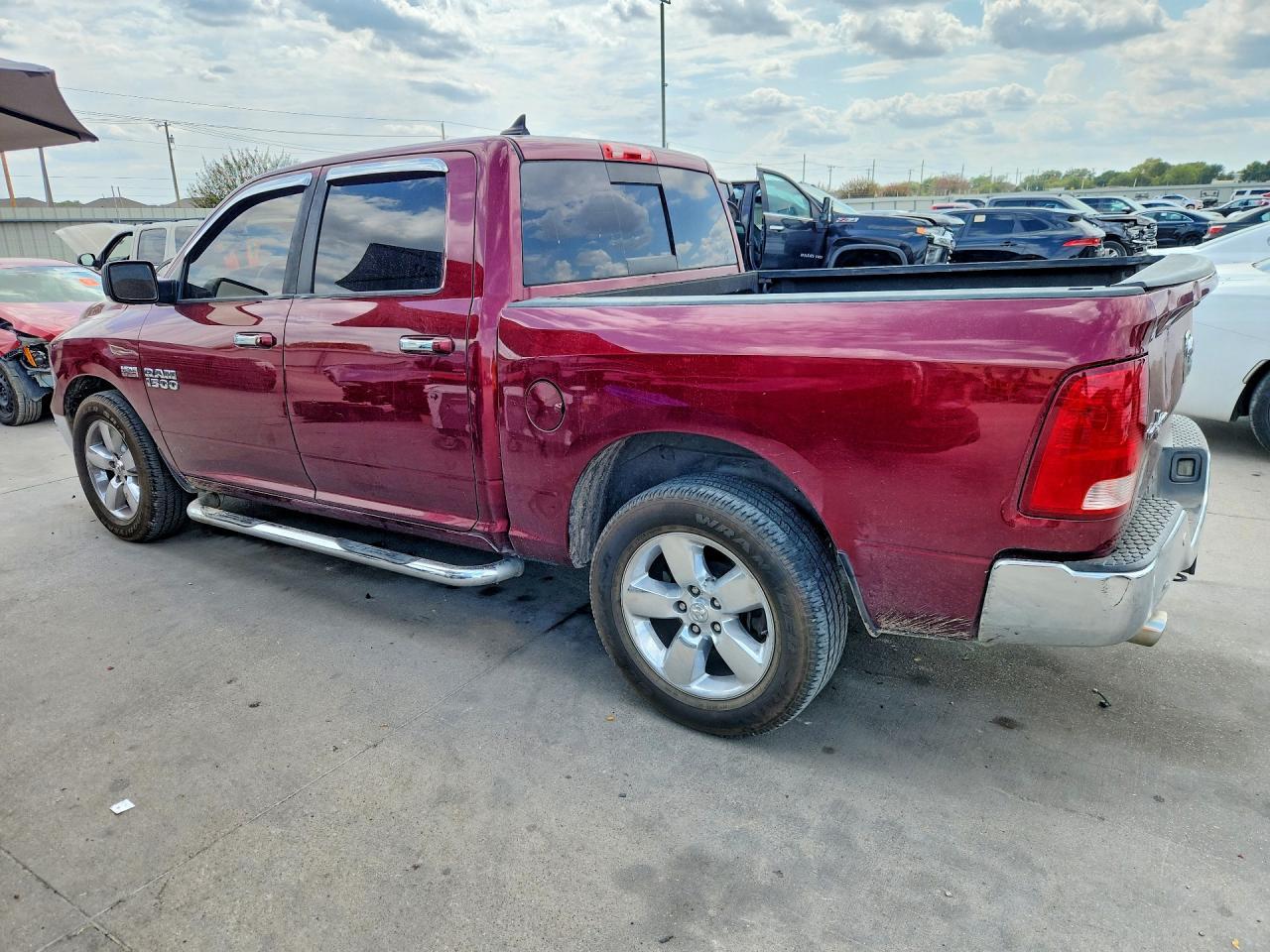 2017 Ram 1500 Slt - Image 2