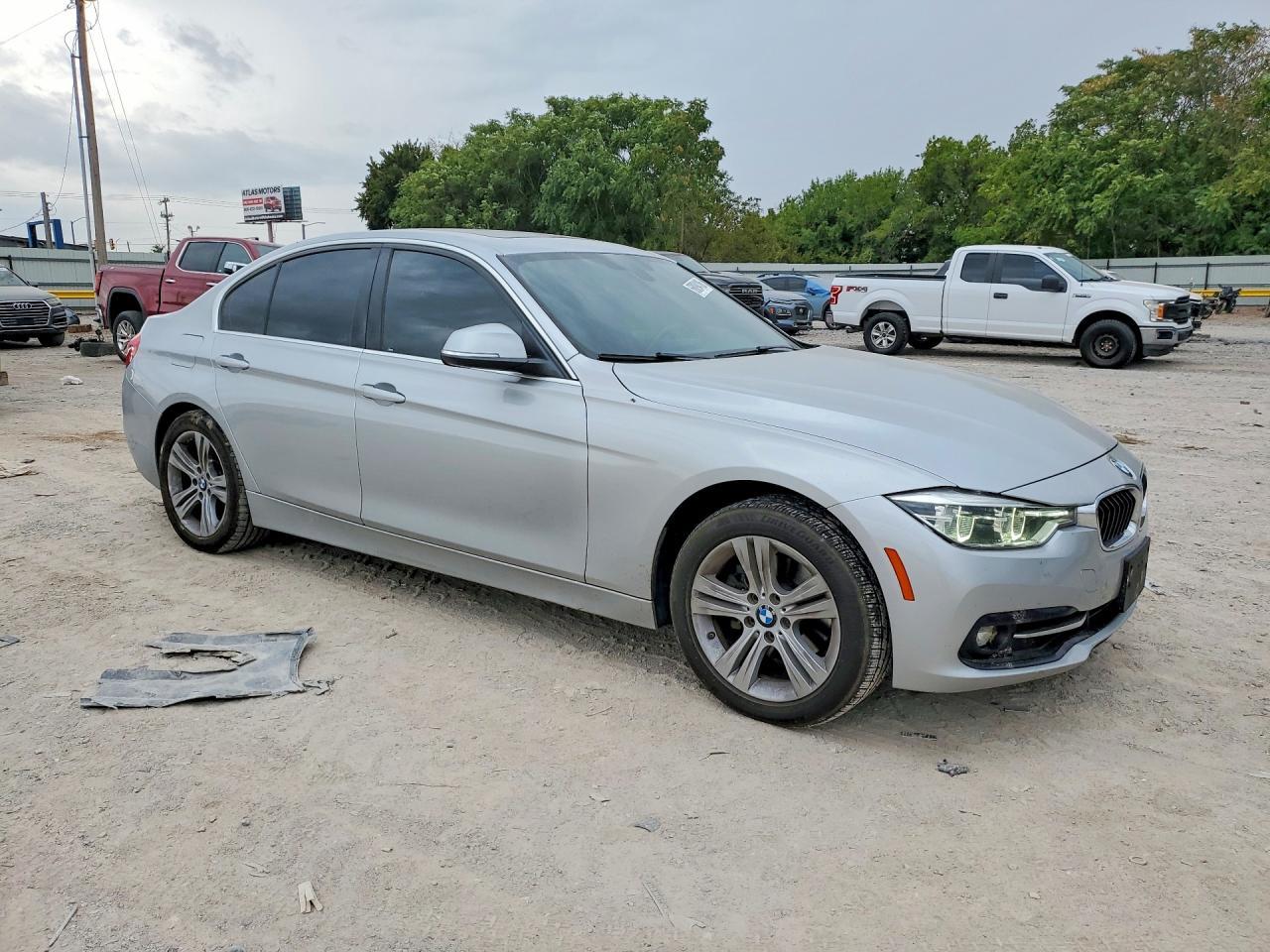 2018 BMW 330 I - Фото 4