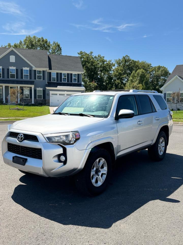 2016 Toyota 4Runner Sr5 - Фото 2
