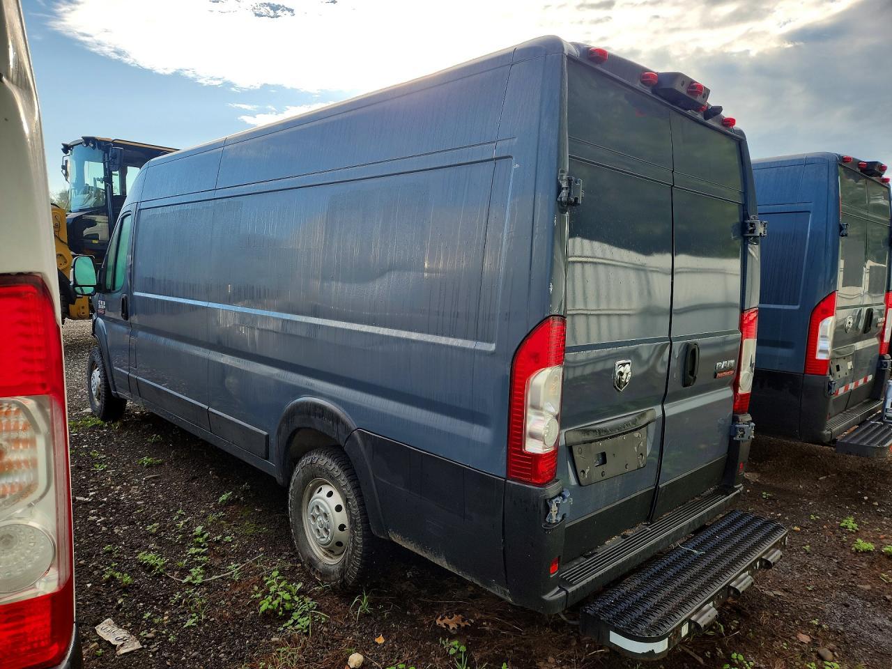 2021 Ram Promaster 3500 - Delivery Van - Фото 2