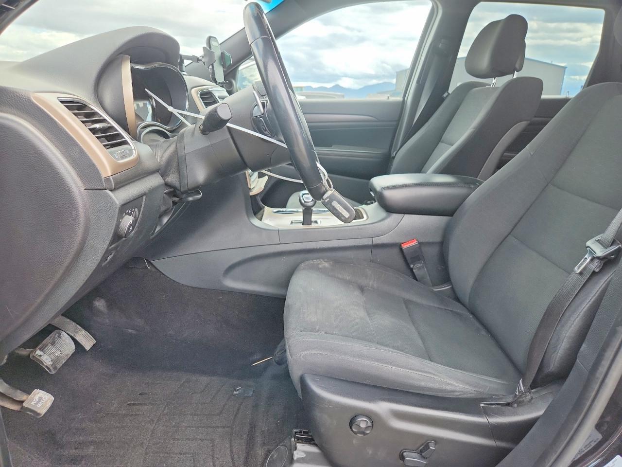 2015 Jeep Grand Cherokee Laredo - Image 7