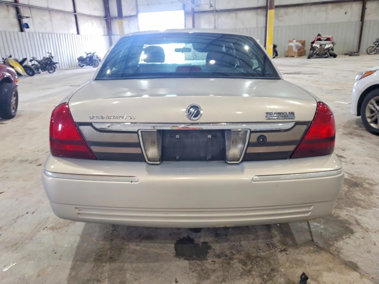 2008 Mercury Grand Marquis Gs - Image 6
