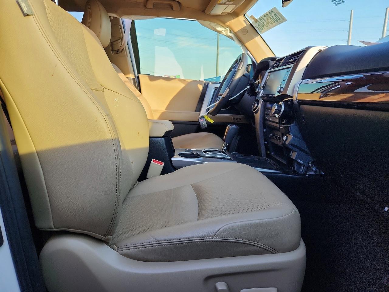 2020 Toyota 4Runner Limited - Фото 7