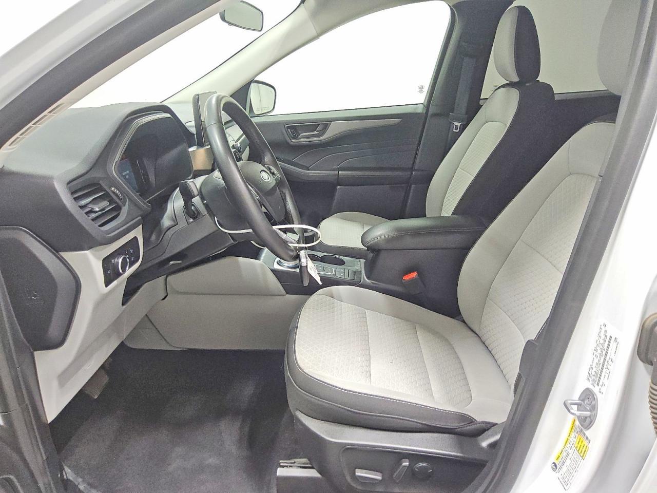 2023 Ford Escape Active - Image 7