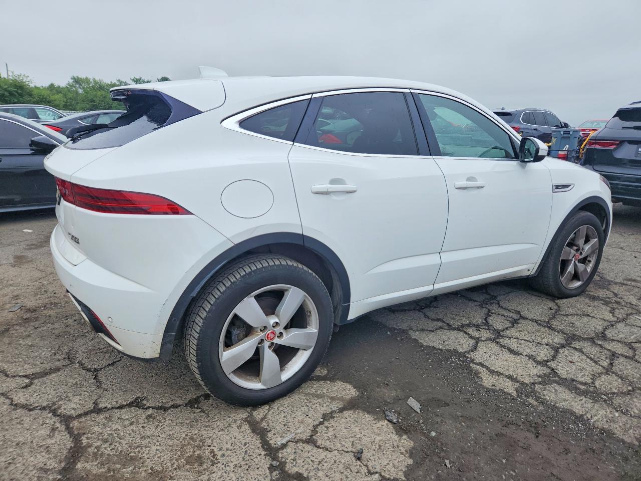 2019 Jaguar E-Pace R-Dynamic Se - Image 3