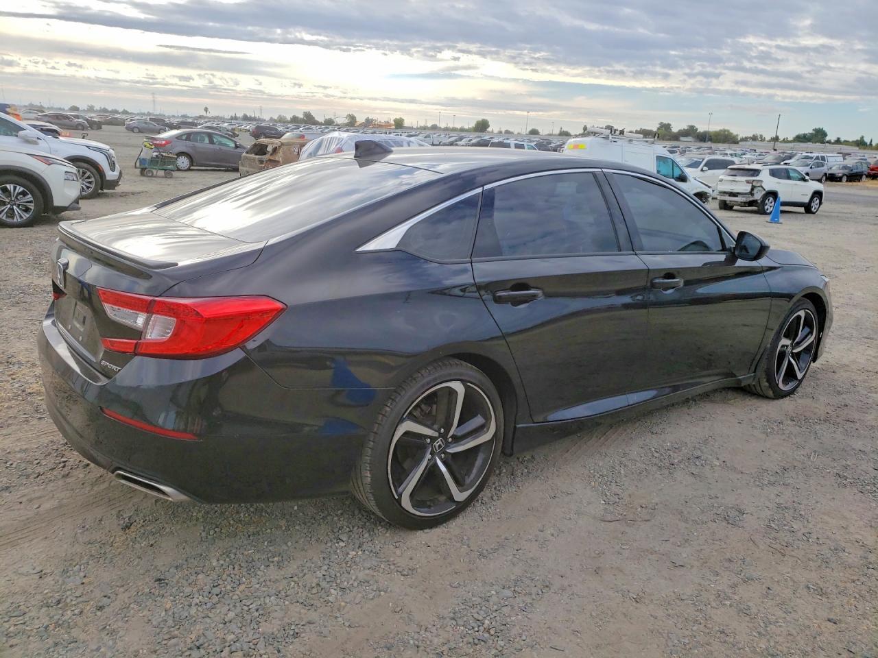 2022 Honda Accord Sport - Image 3