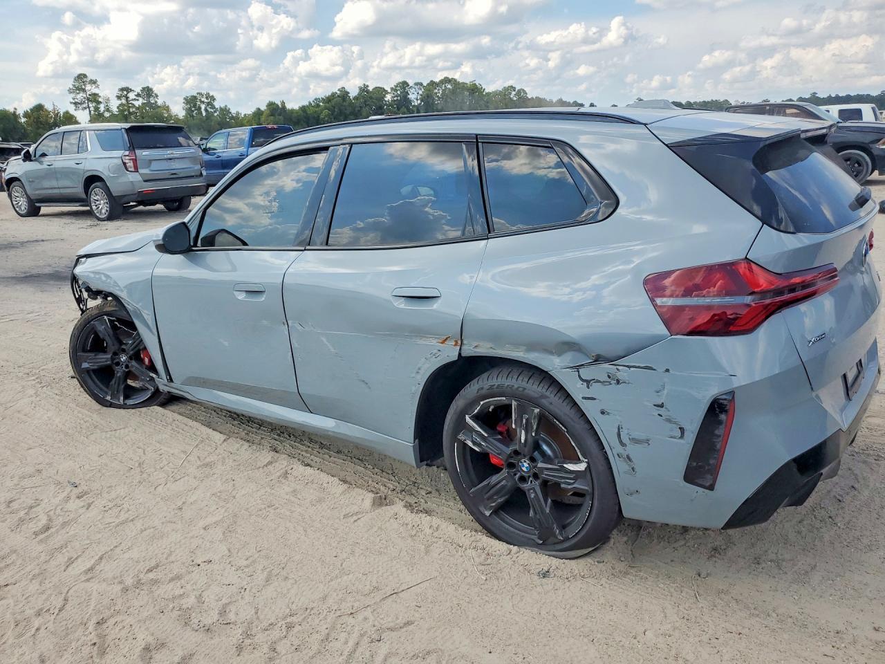 2026 BMW X3 30 xDrive - Фото 2