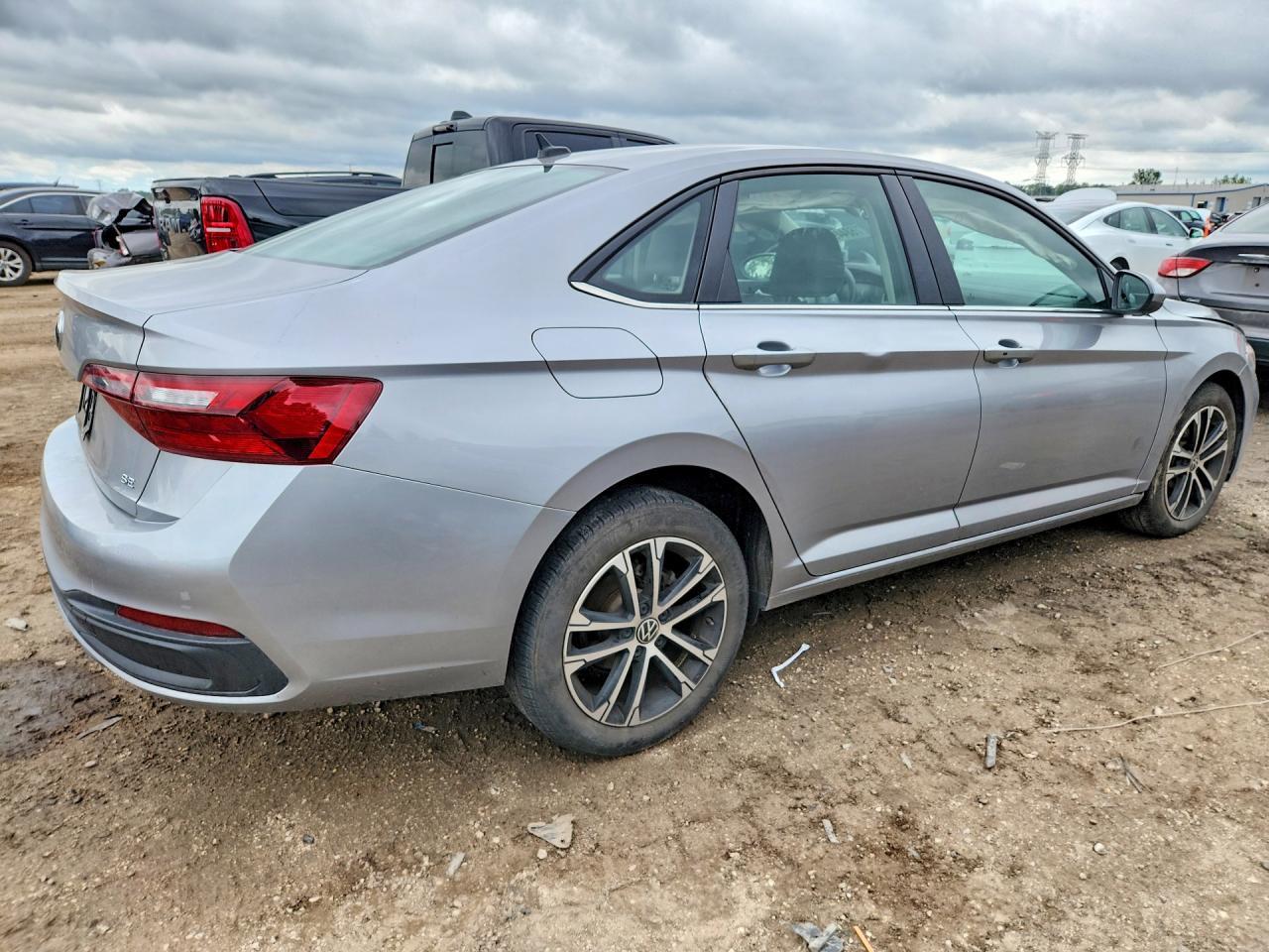 2024 Volkswagen Jetta Se - Фото 3