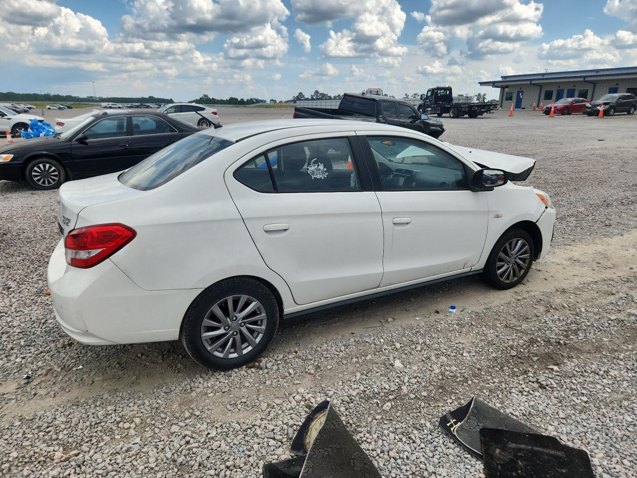 2019 Mitsubishi Mirage G4 Es - Image 3