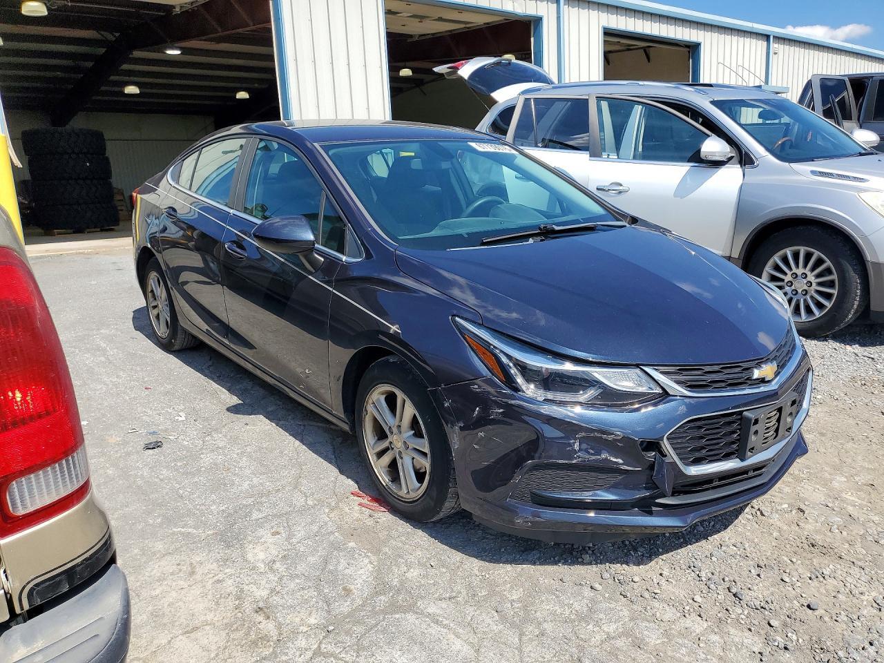 2016 Chevrolet Cruze Lt - Image 4