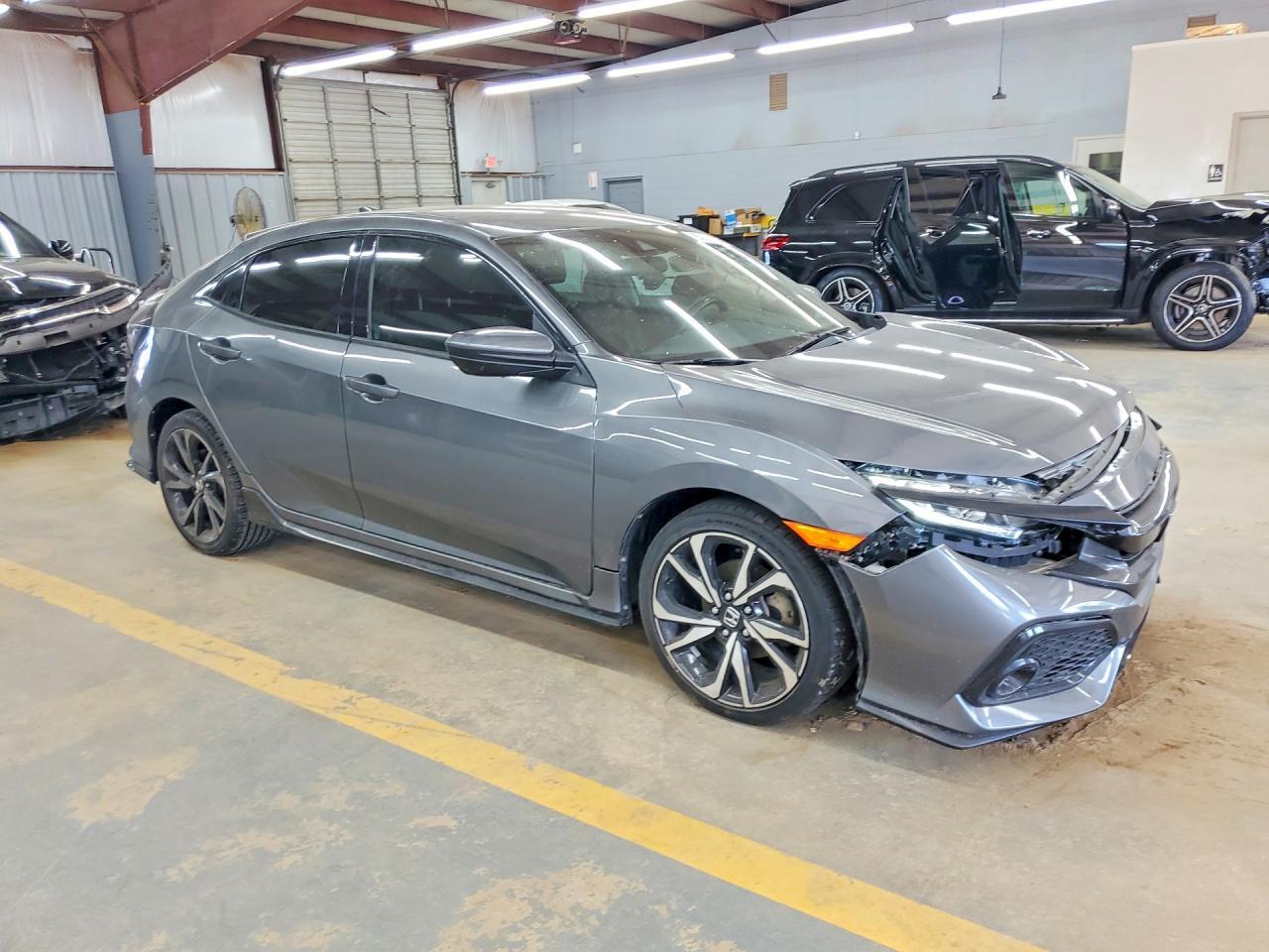 2019 Honda Civic Sport - Фото 4