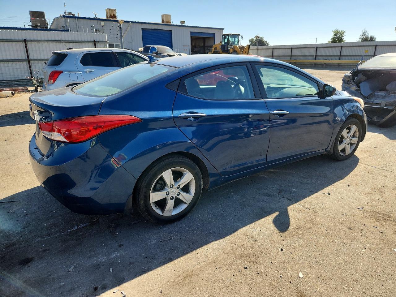 2013 Hyundai Elantra Gls - Фото 3