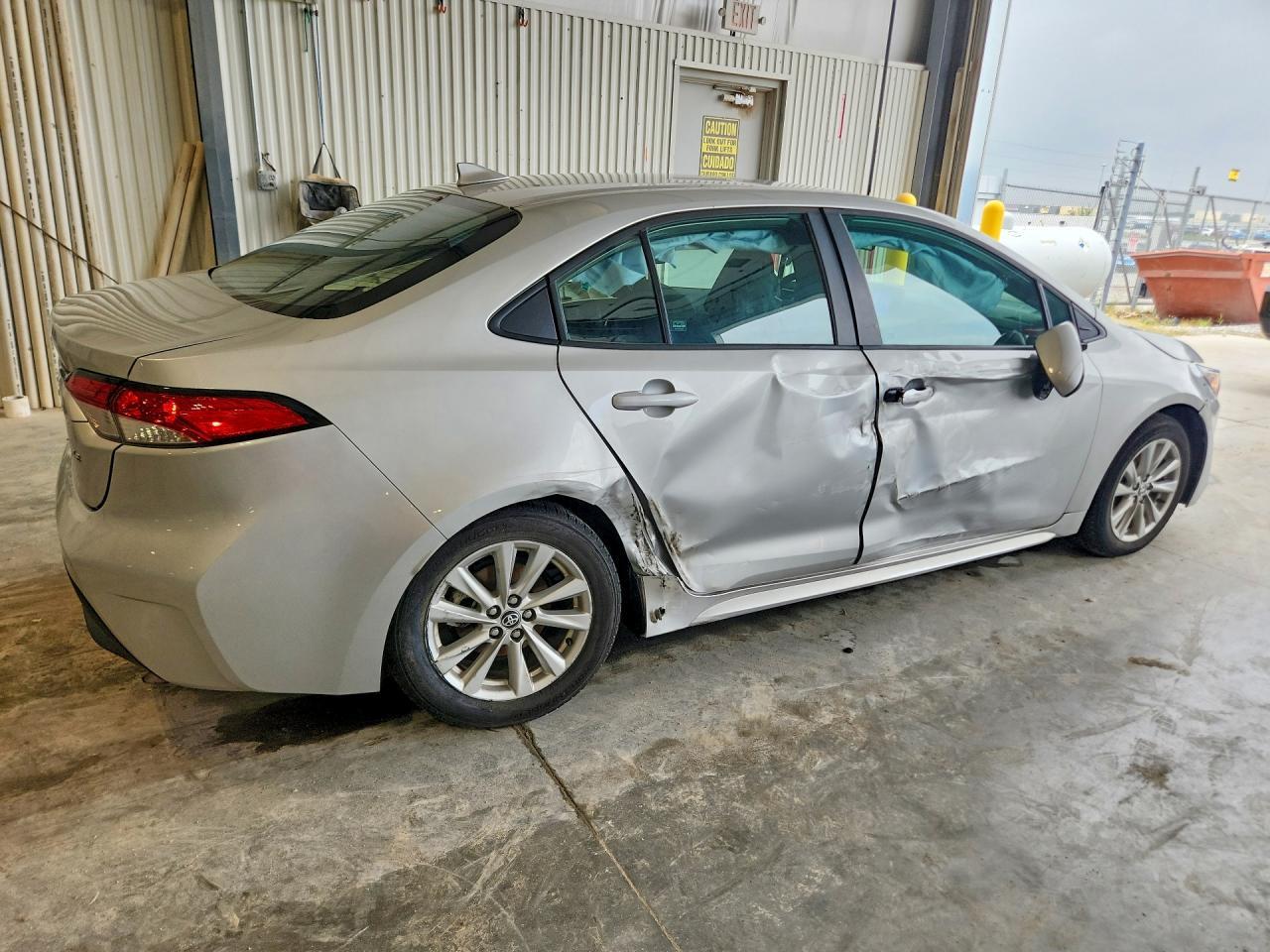 2024 Toyota Corolla Le - Image 3
