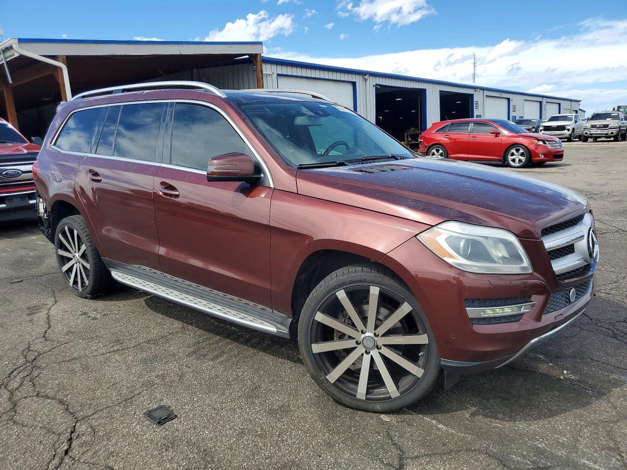 2014 Mercedes-Benz Gl450 4 Matic - Image 4