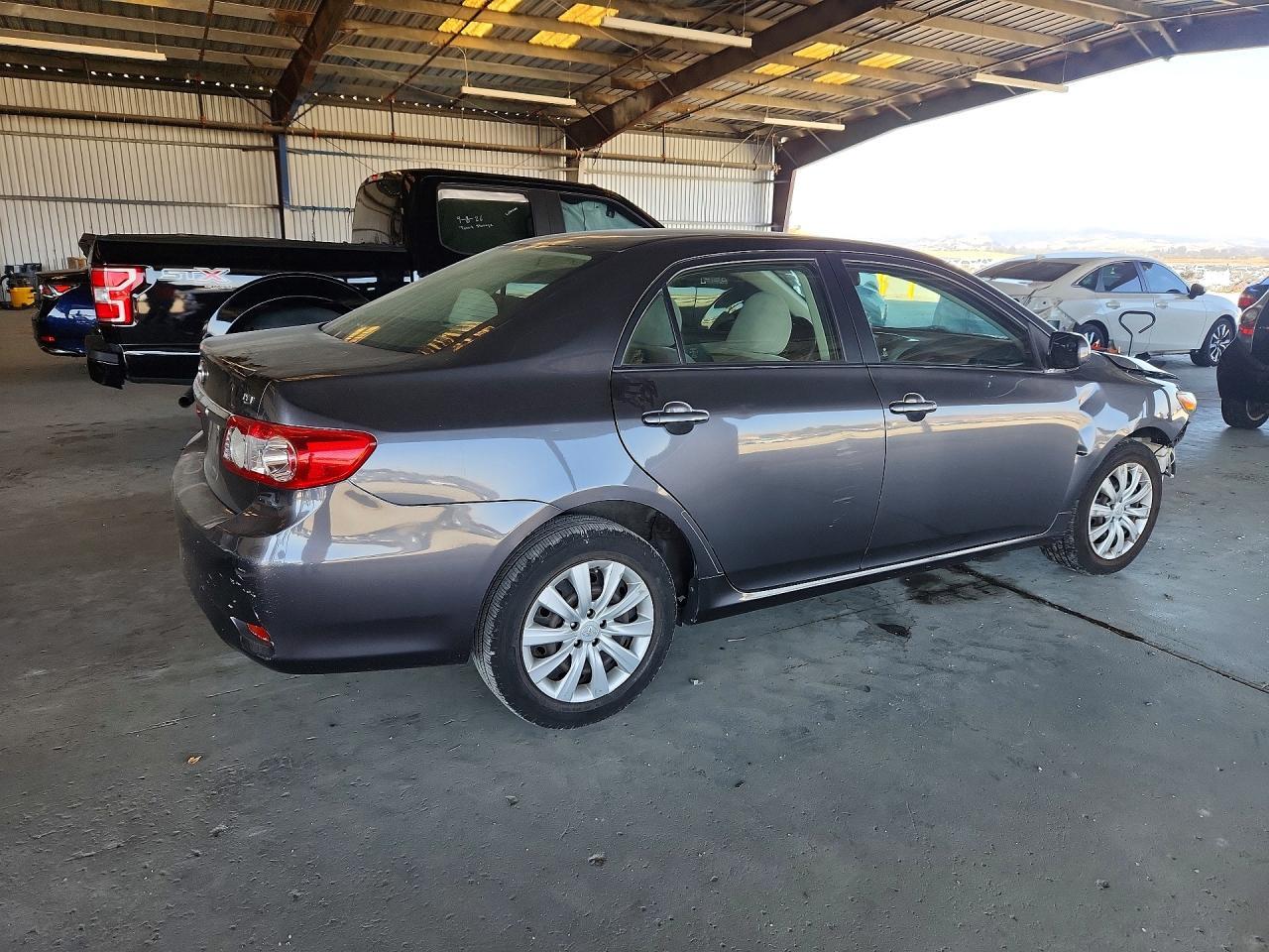 2012 Toyota Corolla Le - Image 3