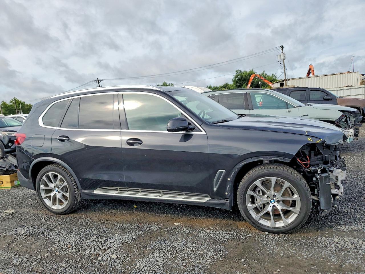 2020 BMW X5 Sdrive 40I - Фото 4
