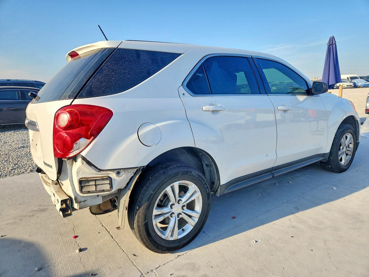 2015 Chevrolet Equinox Ls - Image 3