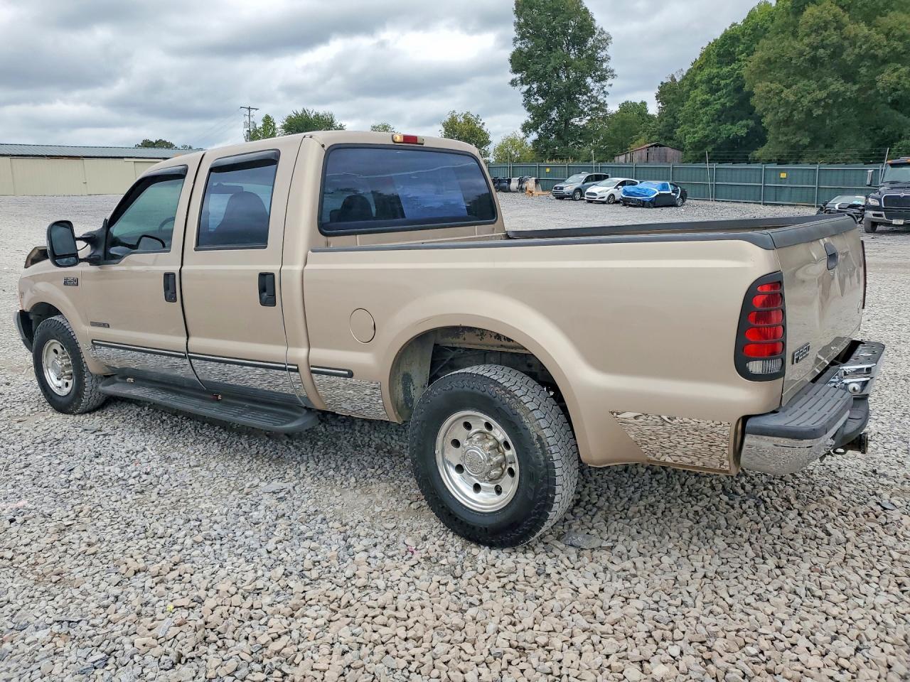 1999 Ford F250 Super Duty - Image 2