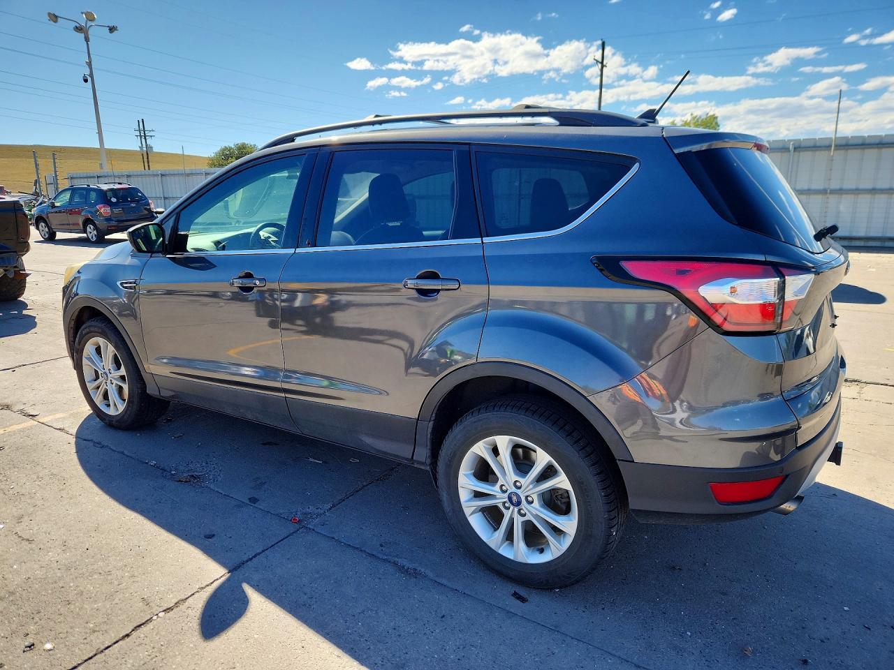 2018 Ford Escape Sel - Image 2