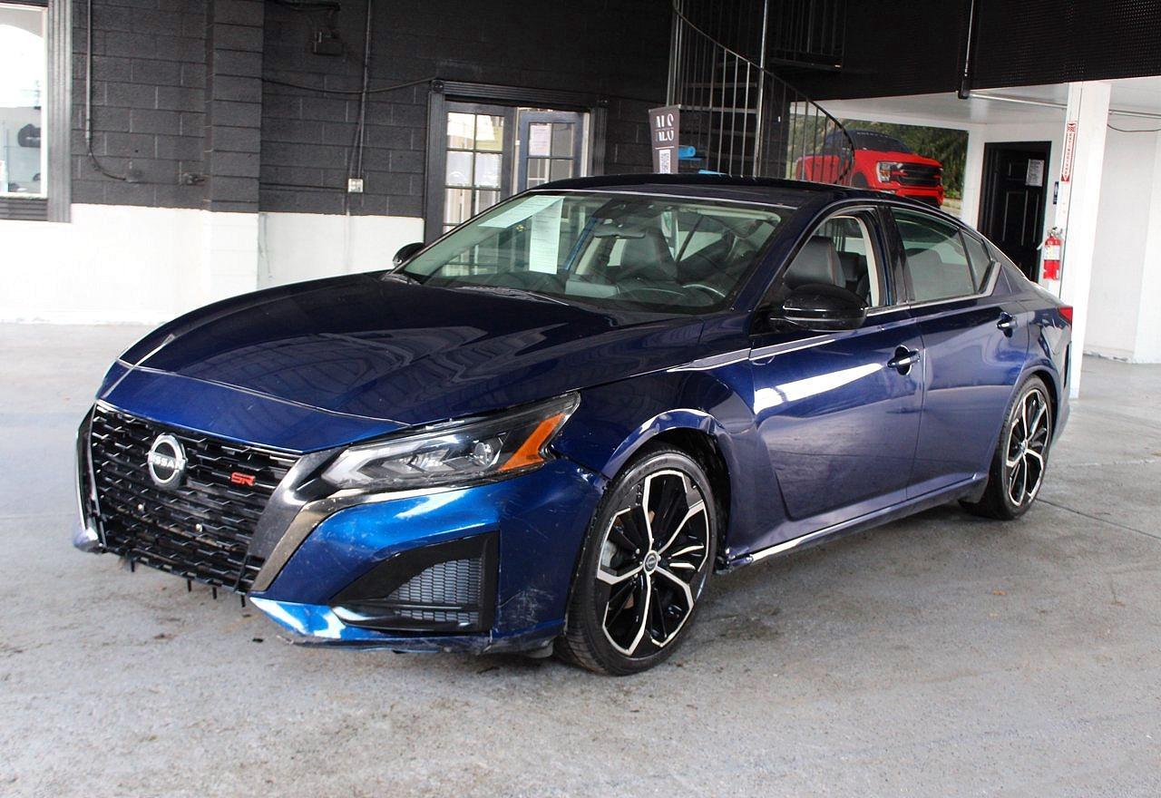 2024 Nissan Altima Sr - Фото 2