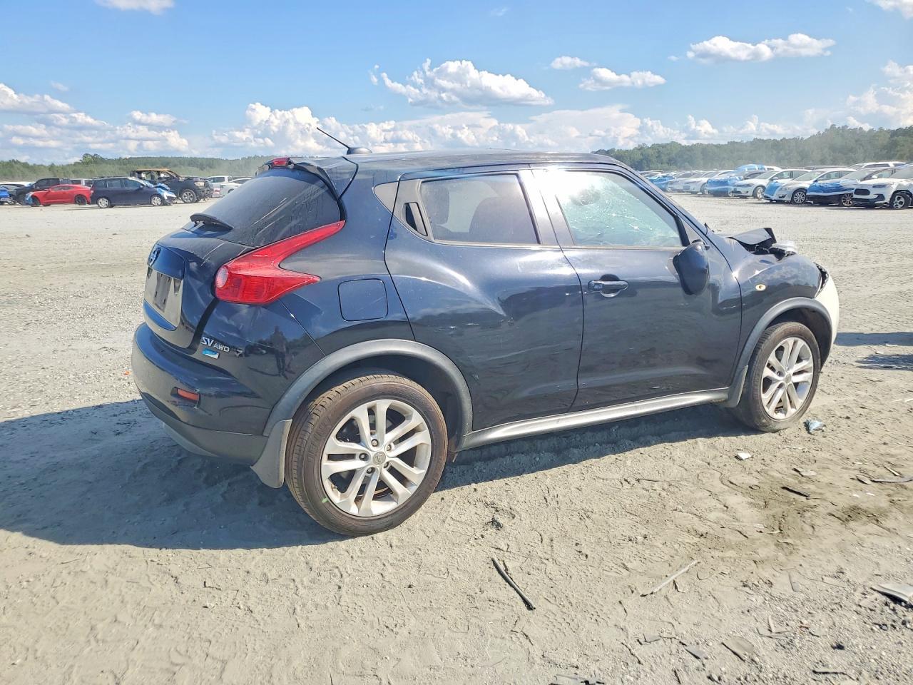 2012 Nissan Juke S - Фото 3