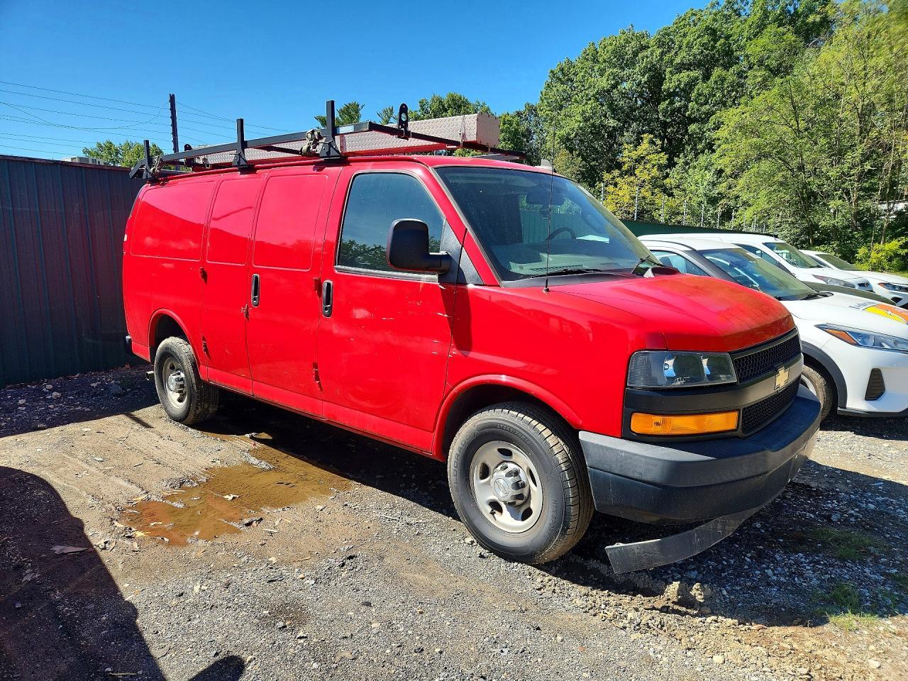 2018 Chevrolet Express G3500 - Фото 4