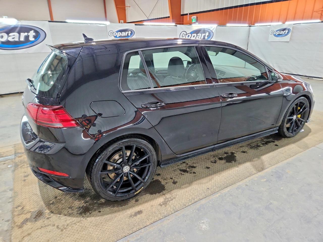 2019 Volkswagen Golf R - Фото 3