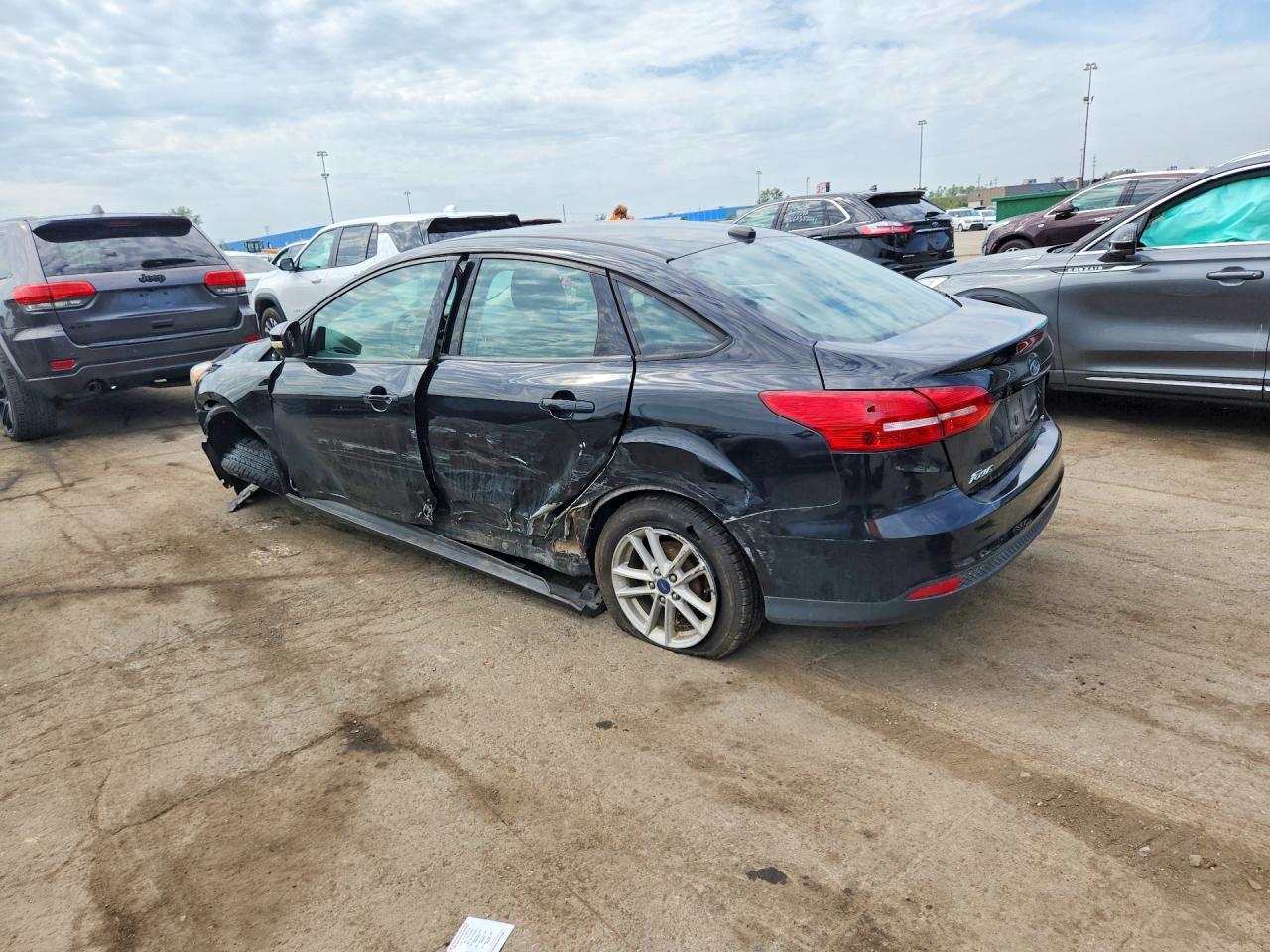 2017 Ford Focus - Фото 2