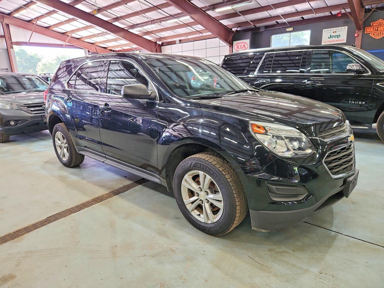 2016 Chevrolet Equinox Ls - Image 4