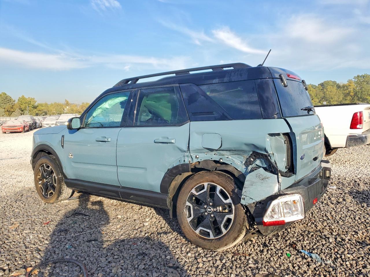 2023 Ford Bronco Sport Outer Banks - Фото 2