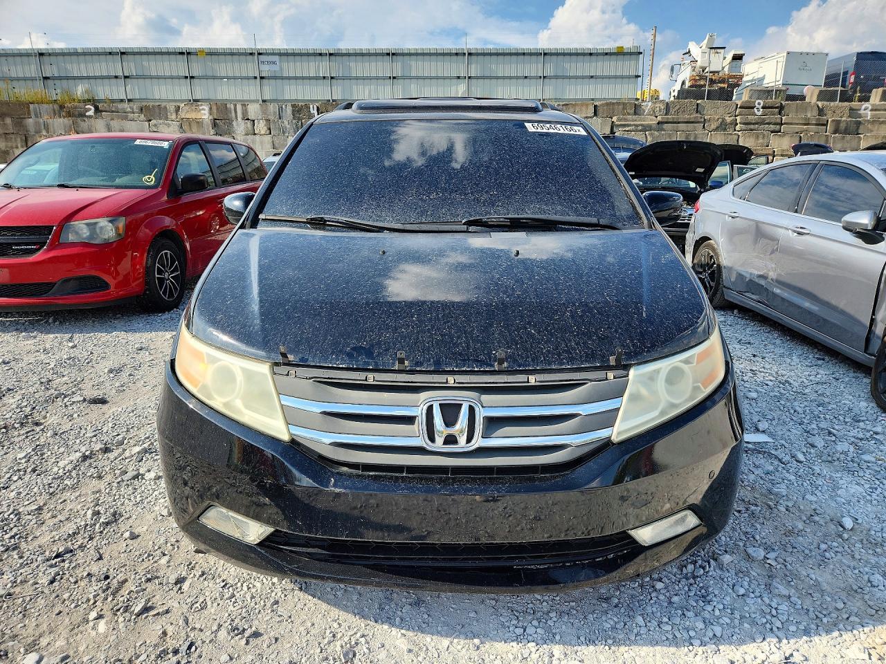 2011 Honda Odyssey Touring - Image 5