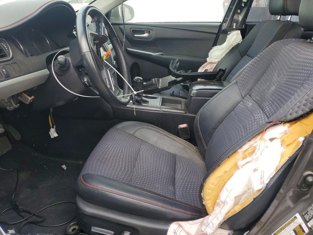2017 Toyota Camry Se - Фото 7