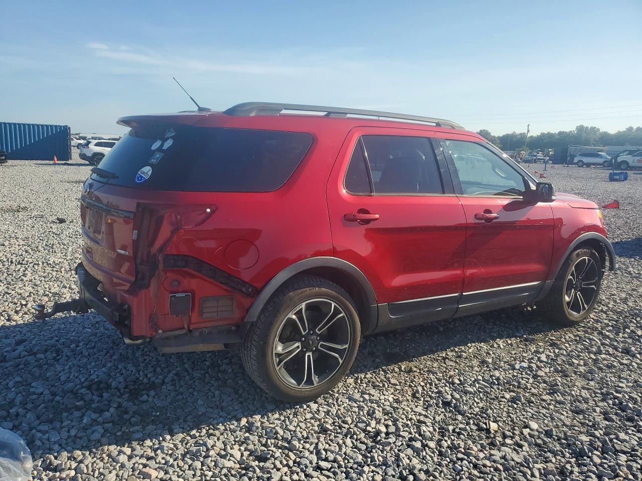 2015 Ford Explorer Sport - Image 3