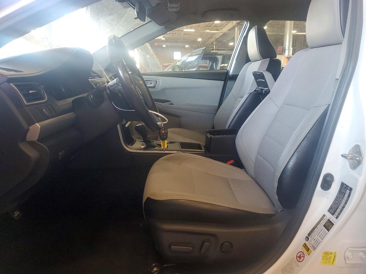 2017 Toyota Camry Se - Image 7