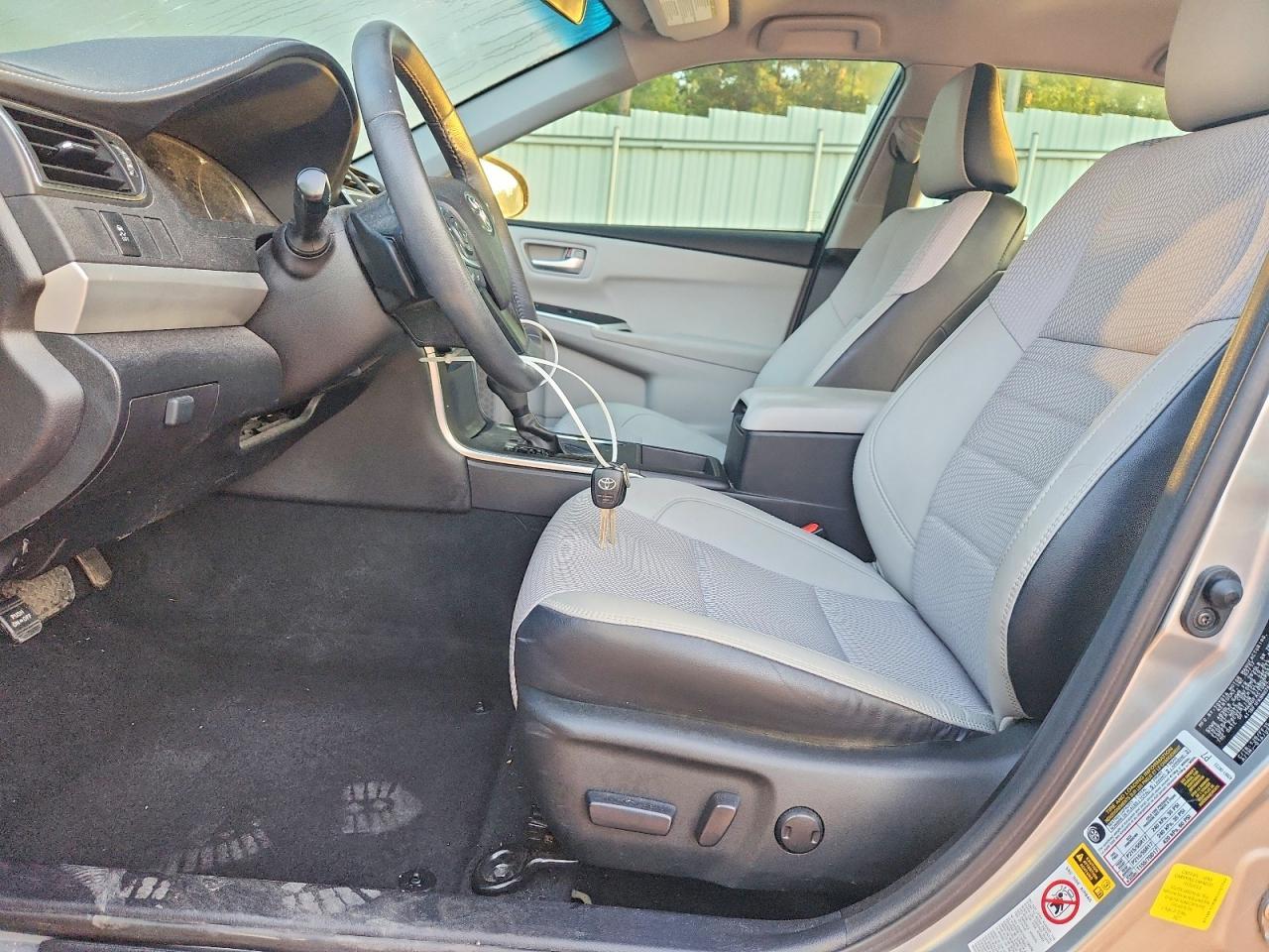 2017 Toyota Camry Se - Image 7