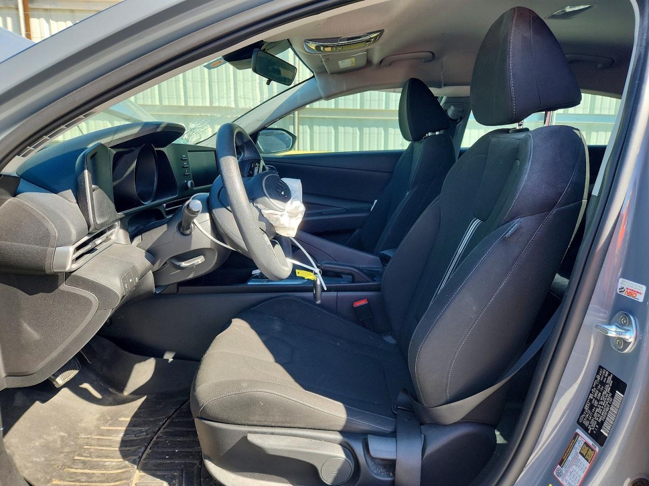2023 Hyundai Elantra Sel - Image 7