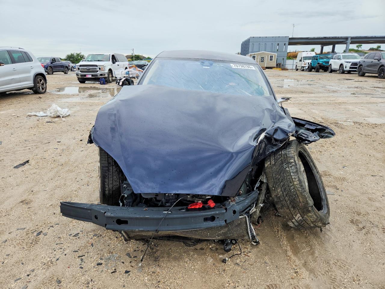 2015 Tesla Model S 85D - Image 5