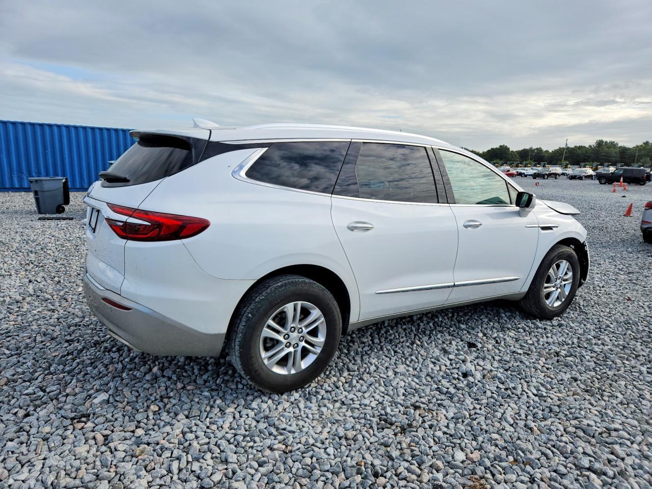 2021 Buick Enclave Essence - Фото 3