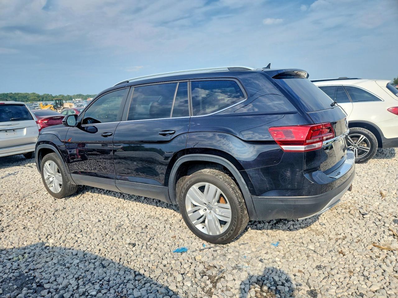 2019 Volkswagen Atlas Se - Фото 2