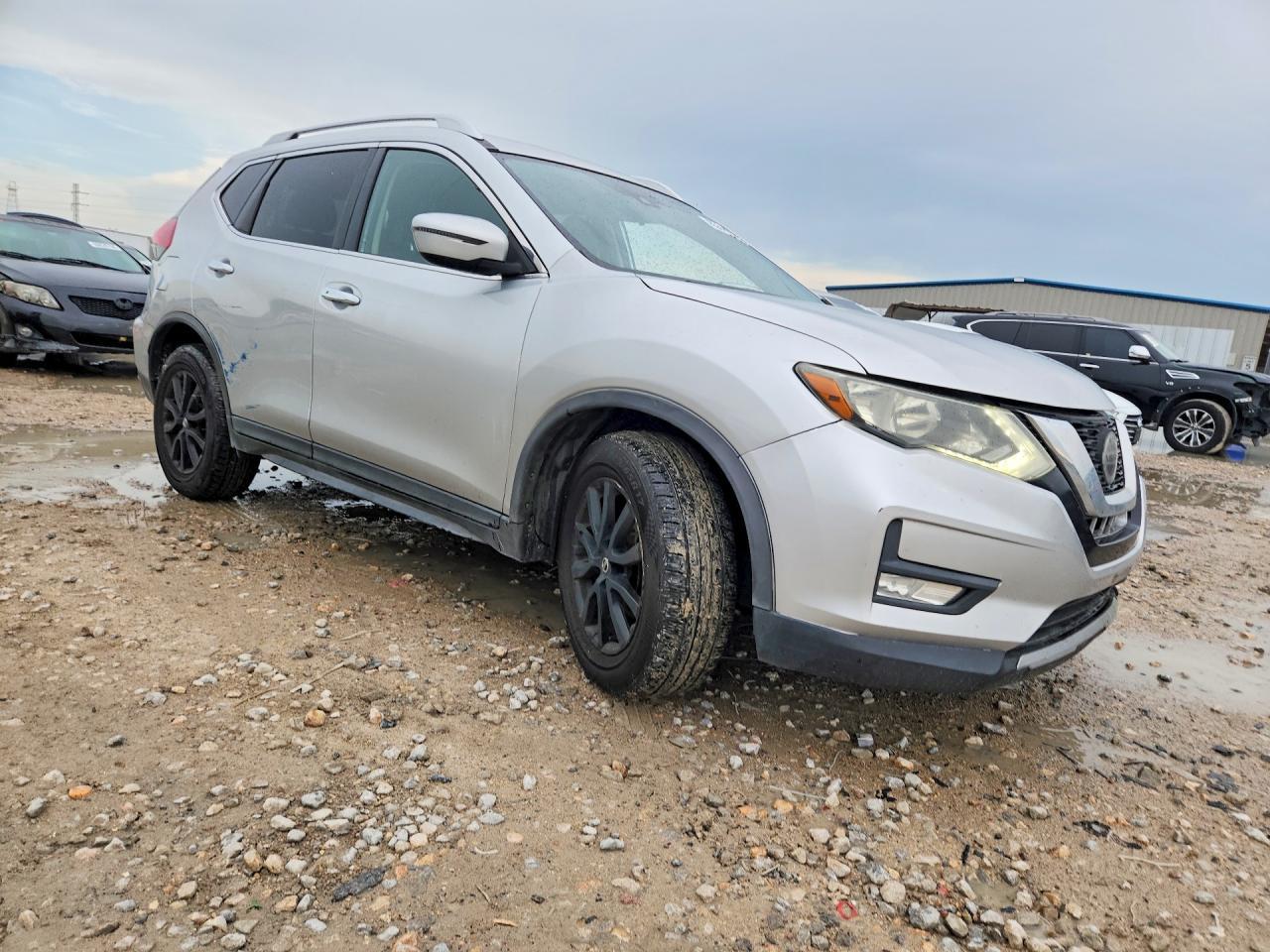 2019 Nissan Rogue Sv - Фото 4