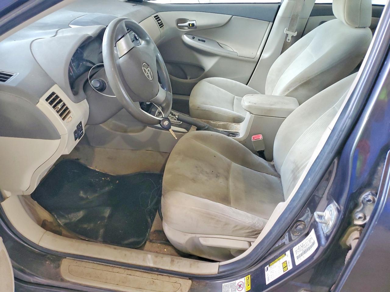 2010 Toyota Corolla Le - Image 7