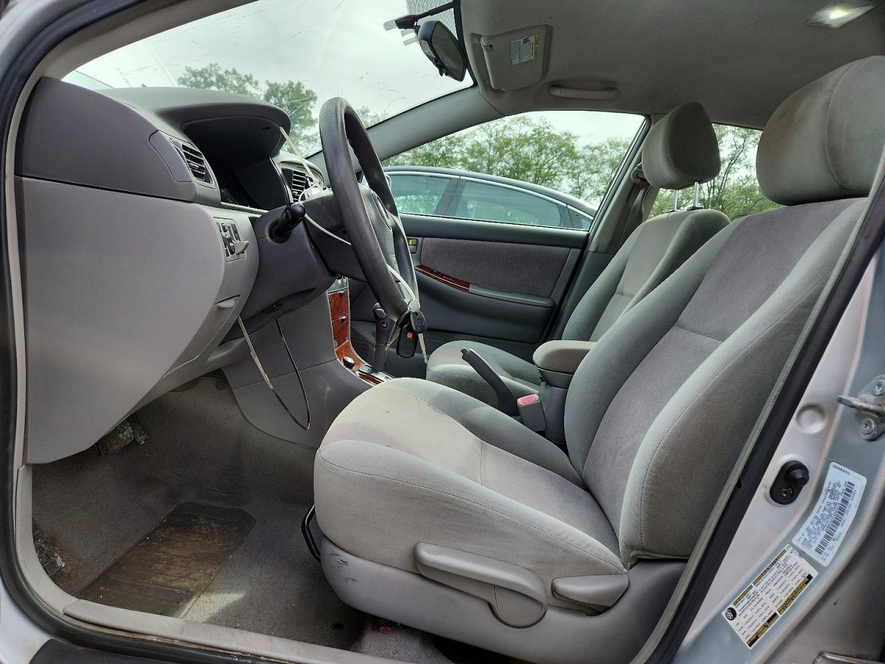 2007 Toyota Corolla Le - Image 7