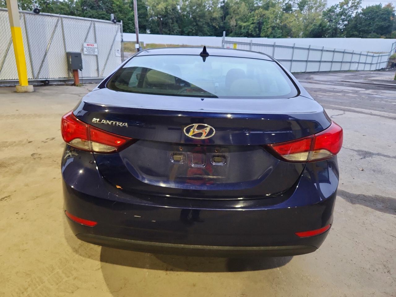 2014 Hyundai Elantra Se - Фото 6