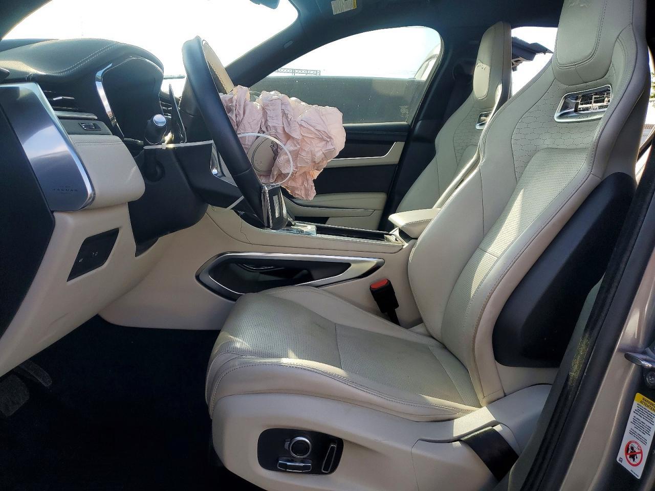 2024 Jaguar F-Pace R-Dynamic S - Фото 7