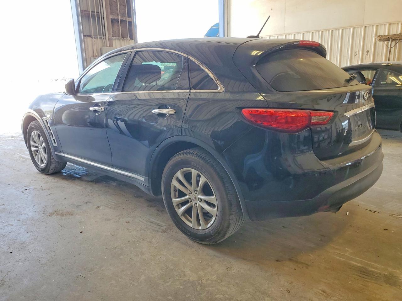 2016 Infiniti Qx70 Base - Фото 2