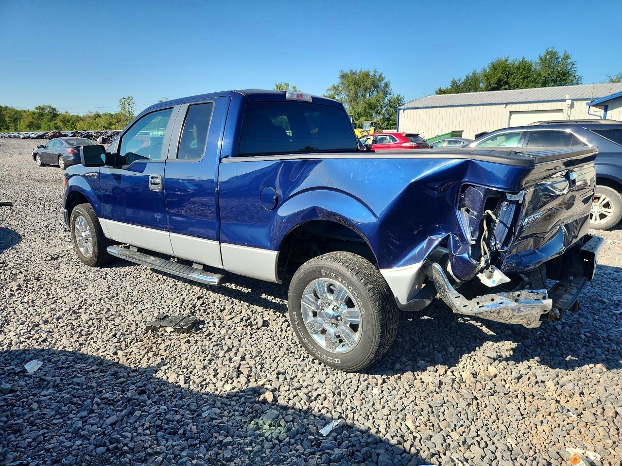 2010 Ford F150 Super Cab - Фото 2