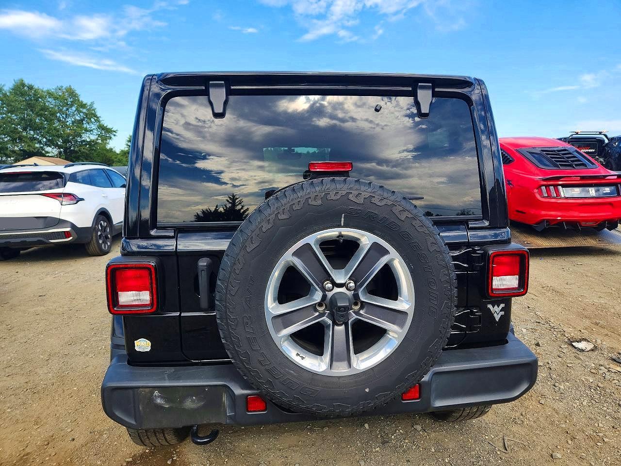 2021 Jeep Wrangler Unlimited Sahara - Фото 6