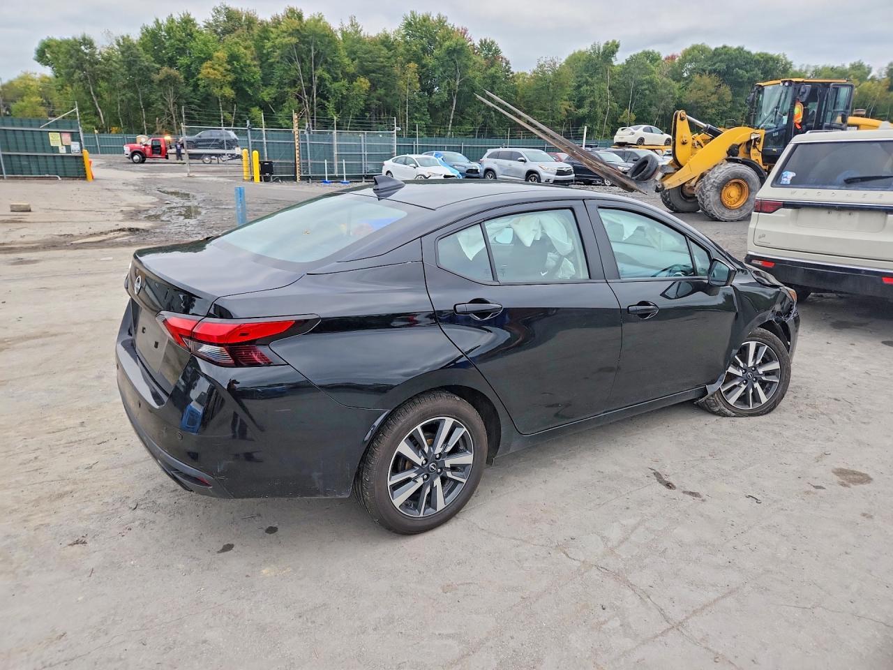 2025 Nissan Versa Sv - Фото 3